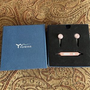 Yuwiss Wireless Bluetooth headphones